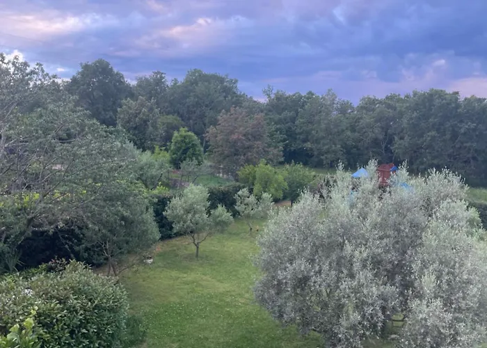 Kimberlly Apartment *